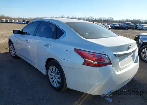 2013 Nissan Altima 2.5 S из США, поврежденный, VIN 1N4AL3AP2DC183355